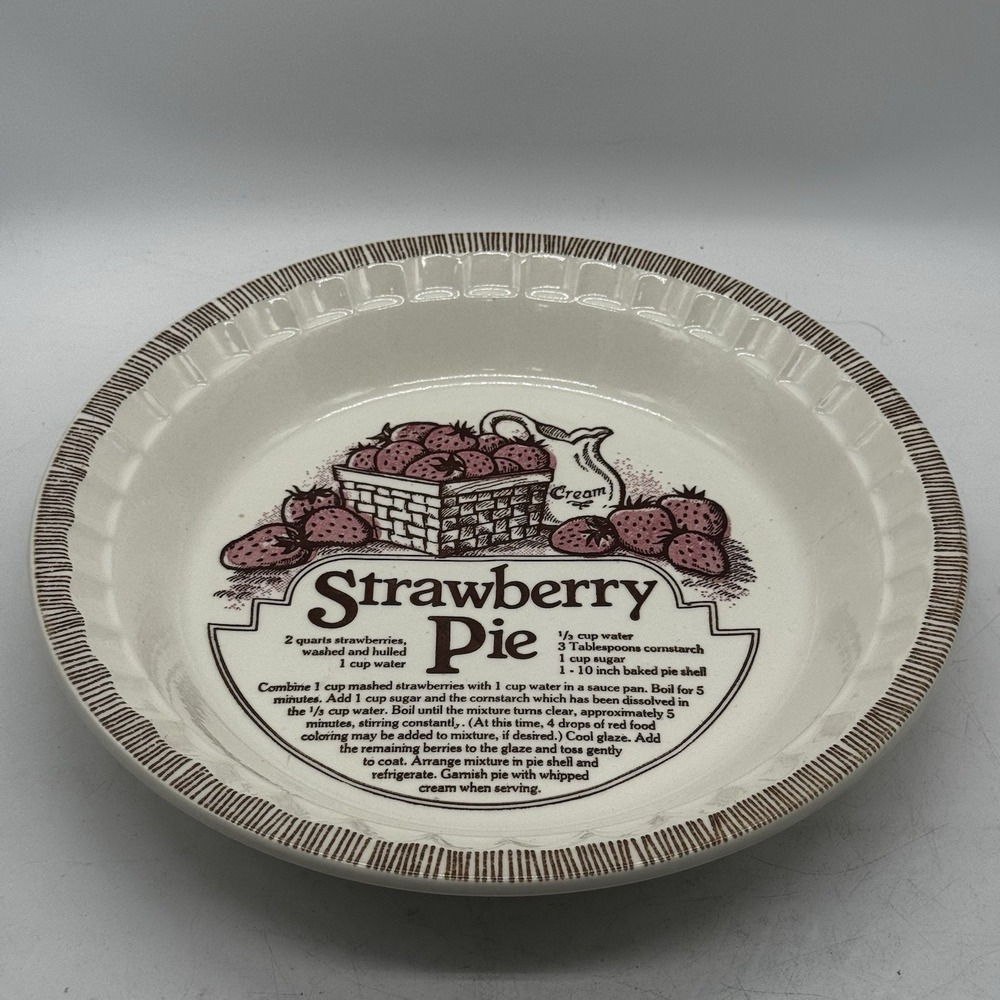 Royal China by Jeanette USA 11" Strawberry Pie Deep Dish Pie Plate w/ Recipe Vtg